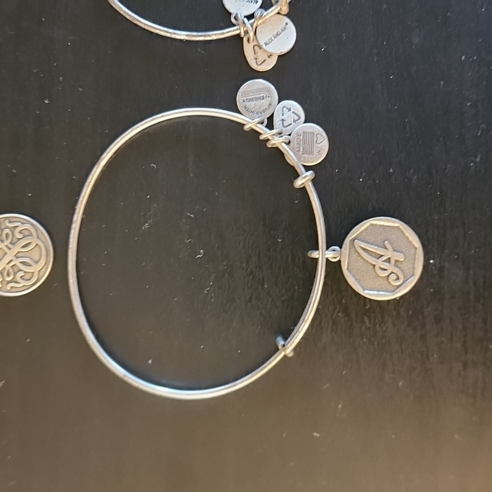 Lot of 4 Alex and Ani Bracelets - Picture 3 of 5